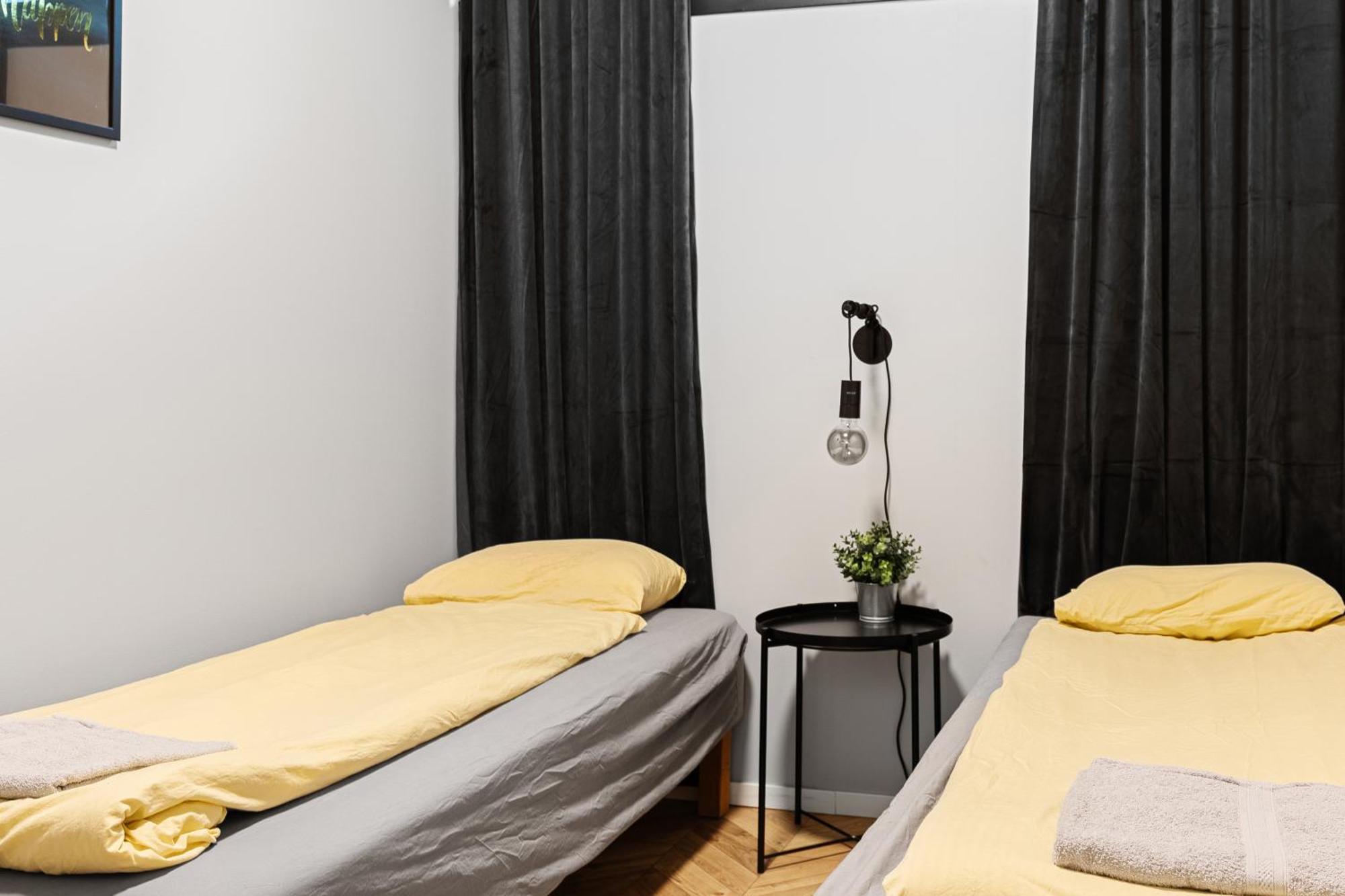 Kallhaellsbaden Strandhotell Jarfalla Eksteriør billede